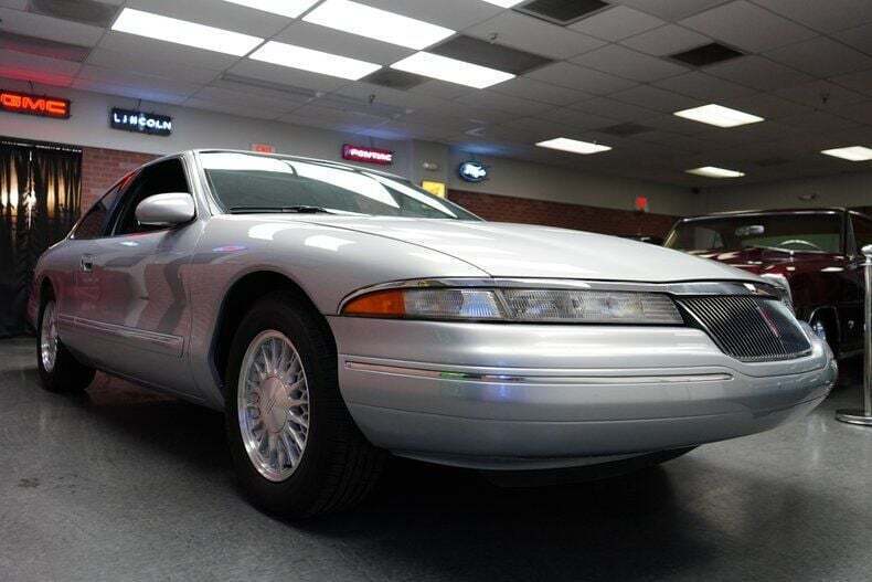1993 Lincoln Mark Series Base 2dr Coupe - photo 10