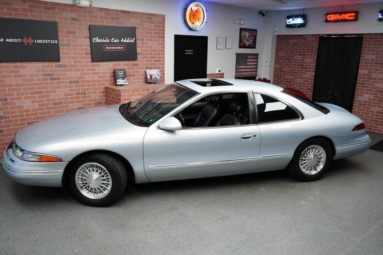 1993 Lincoln Mark Series Base 2dr Coupe - photo 5