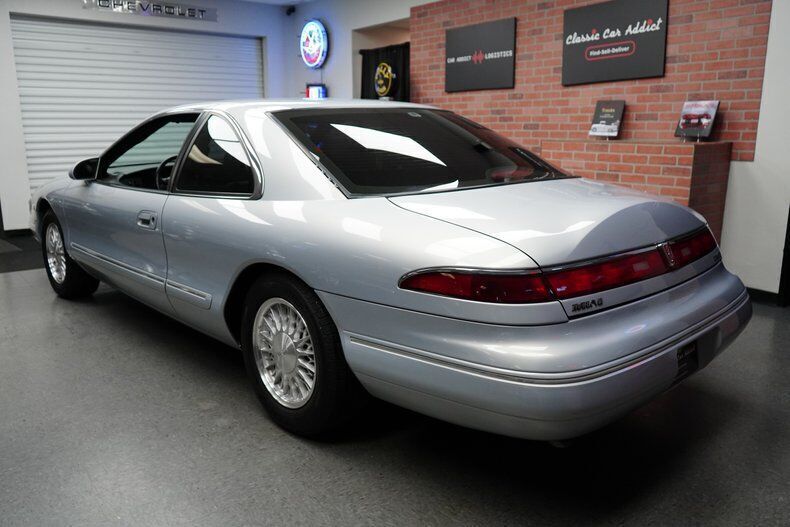 1993 Lincoln Mark Series Base 2dr Coupe - photo 6