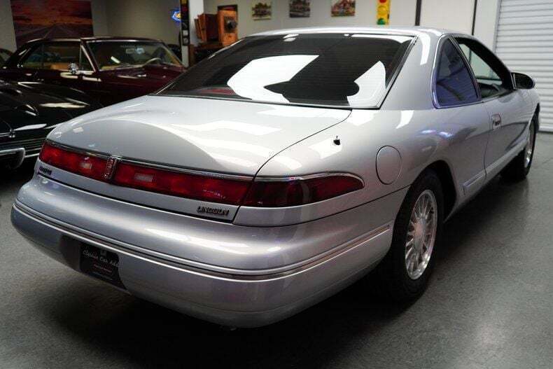 1993 Lincoln Mark Series Base 2dr Coupe - photo 8