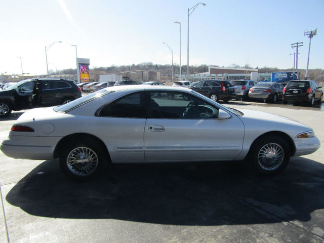 1993 Lincoln Mark Series 2dr Coupe - photo 7