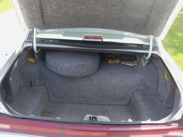 1993 Lincoln Town Car - photo 4