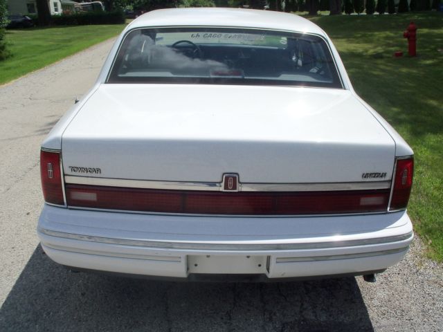 1993 Lincoln Town Car - photo 5