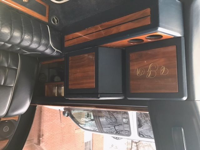 1993 Lincoln Town Car SEDAN 4 DOOR - photo 8