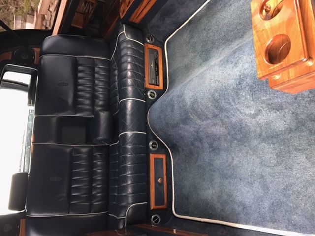 1993 Lincoln Town Car SEDAN 4 DOOR - photo 9