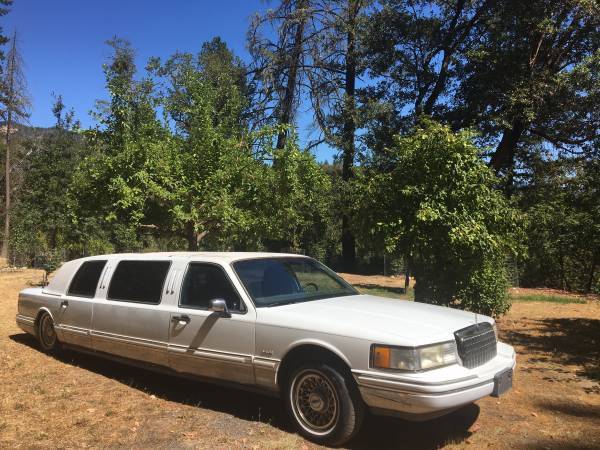 1993 Lincoln Town Car - photo 3