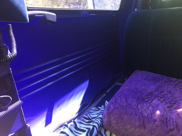 1993 Lincoln Town Car - photo 9