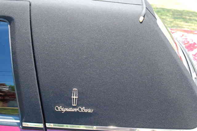 1993 Lincoln Town Car - photo 11