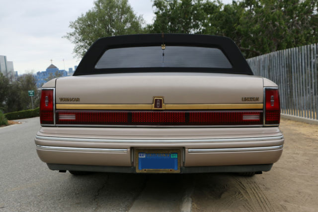 1993 Lincoln Town Car - photo 6