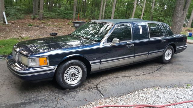 1993 Lincoln Town Car Private Limo 1993 Lincoln Town Car 4dr Sedan Ex