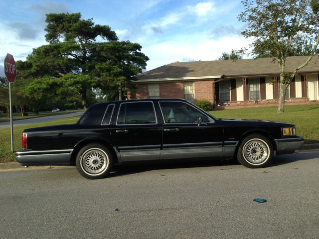 1993 Lincoln Town Car - photo 4