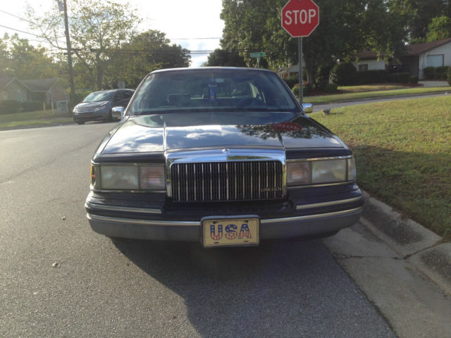 1993 Lincoln Town Car - photo 6