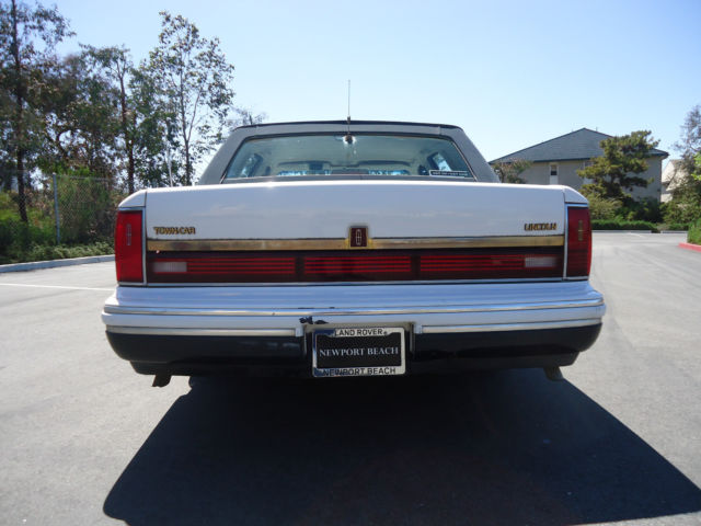 1993 Lincoln Town Car - photo 8