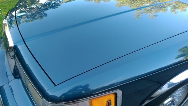 1993 Lincoln Town Car Signature - photo 2