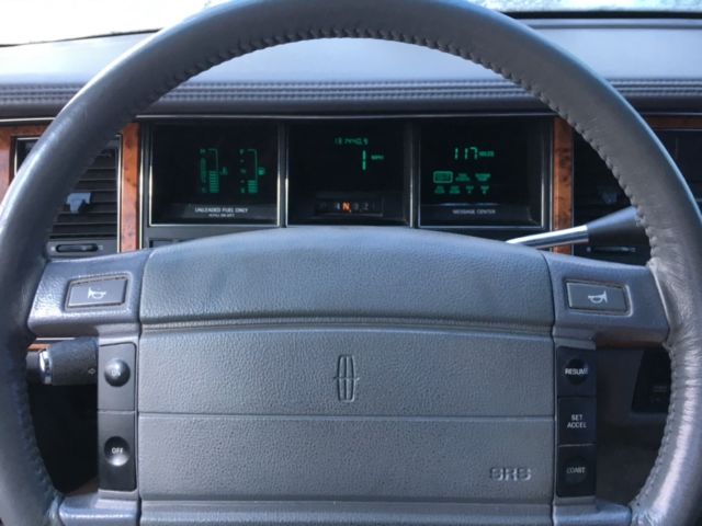 1993 Lincoln Town Car Cartier - photo 8