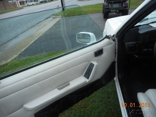 1993 Ford Mustang LX 5.0L convertible - photo 12