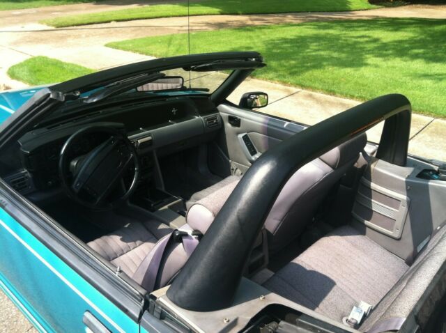 1993 Ford Mustang LX - photo 12