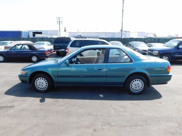 1993 Honda Accord LX - photo 2
