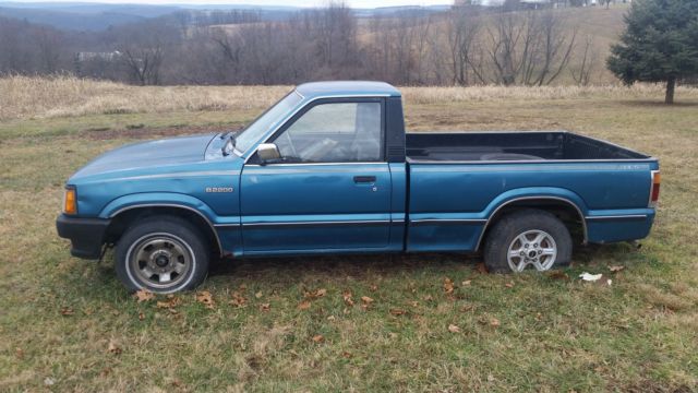 1993 Mazda B-Series Pickups Base Short Bed - photo 4