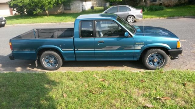 1993 Mazda B-Series Pickups - photo 2