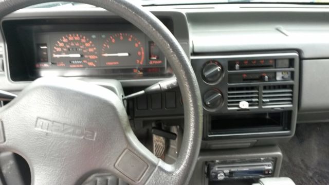 1993 Mazda B-Series Pickups - photo 7