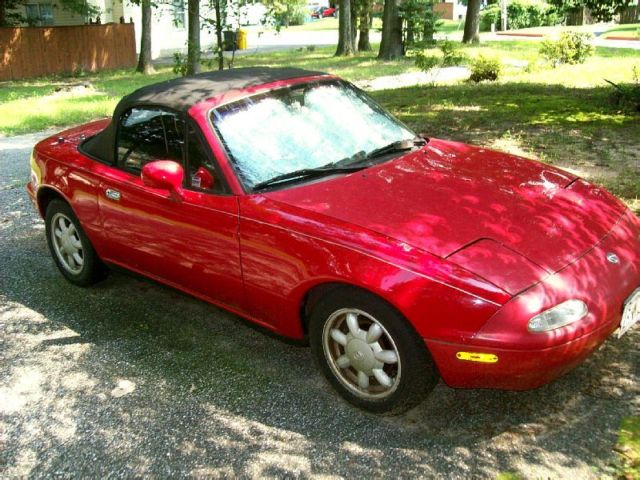 1993 Mazda Miata Automatic No Reserve 1993 Mazda MX-5 Miata