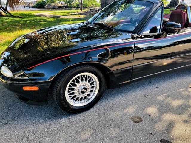 1993 Mazda MX-5 Miata Red Leather