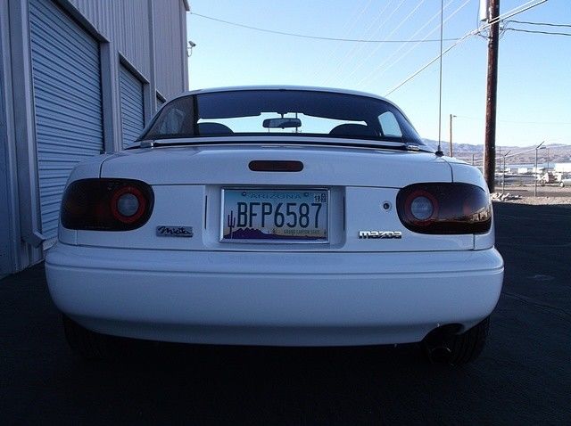 1993 Mazda MX-5 Miata Base Convertible 2-Door - photo 4