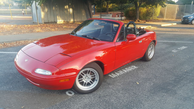 1993 Mazda MX-5 Miata Convertible 5 Speed Manual Classic Red Clean 1993 Mazda MX-5 Miata