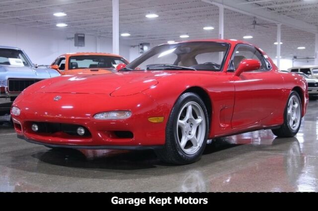 1993 Mazda RX-7 --
