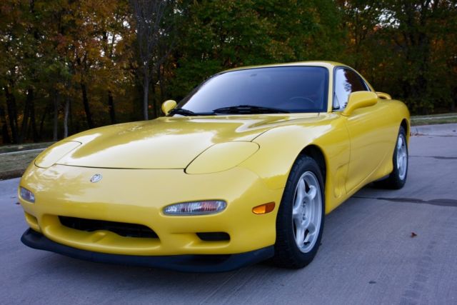 1993 Mazda RX-7 R1