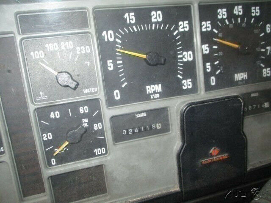 1993 International Harvester 4700 MEDIUM DUTY - photo 11
