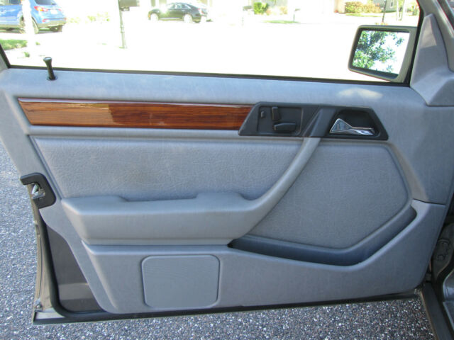 1993 Mercedes-Benz 300-Series diesel - photo 12