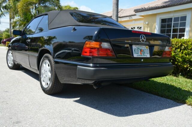 1993 Mercedes-Benz 300-Series Cabriolet - photo 4