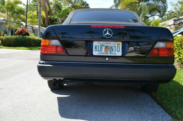 1993 Mercedes-Benz 300-Series Cabriolet - photo 5