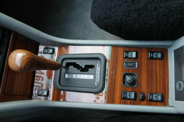 1993 Mercedes-Benz 300-Series - photo 10