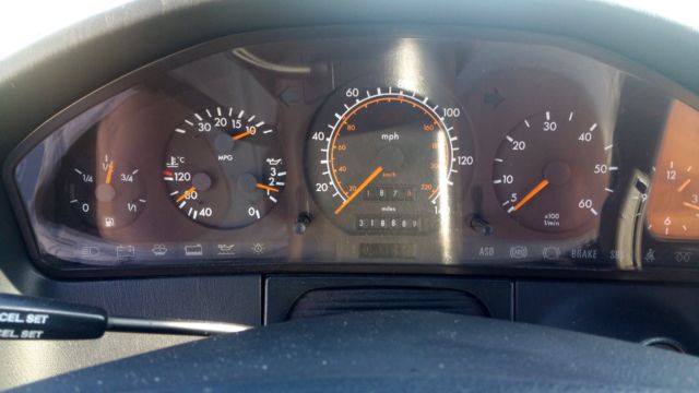 1993 Mercedes-Benz 300-Series - photo 11