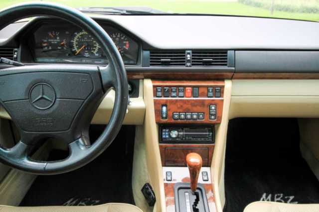 1993 Mercedes-Benz 500-Series - photo 9