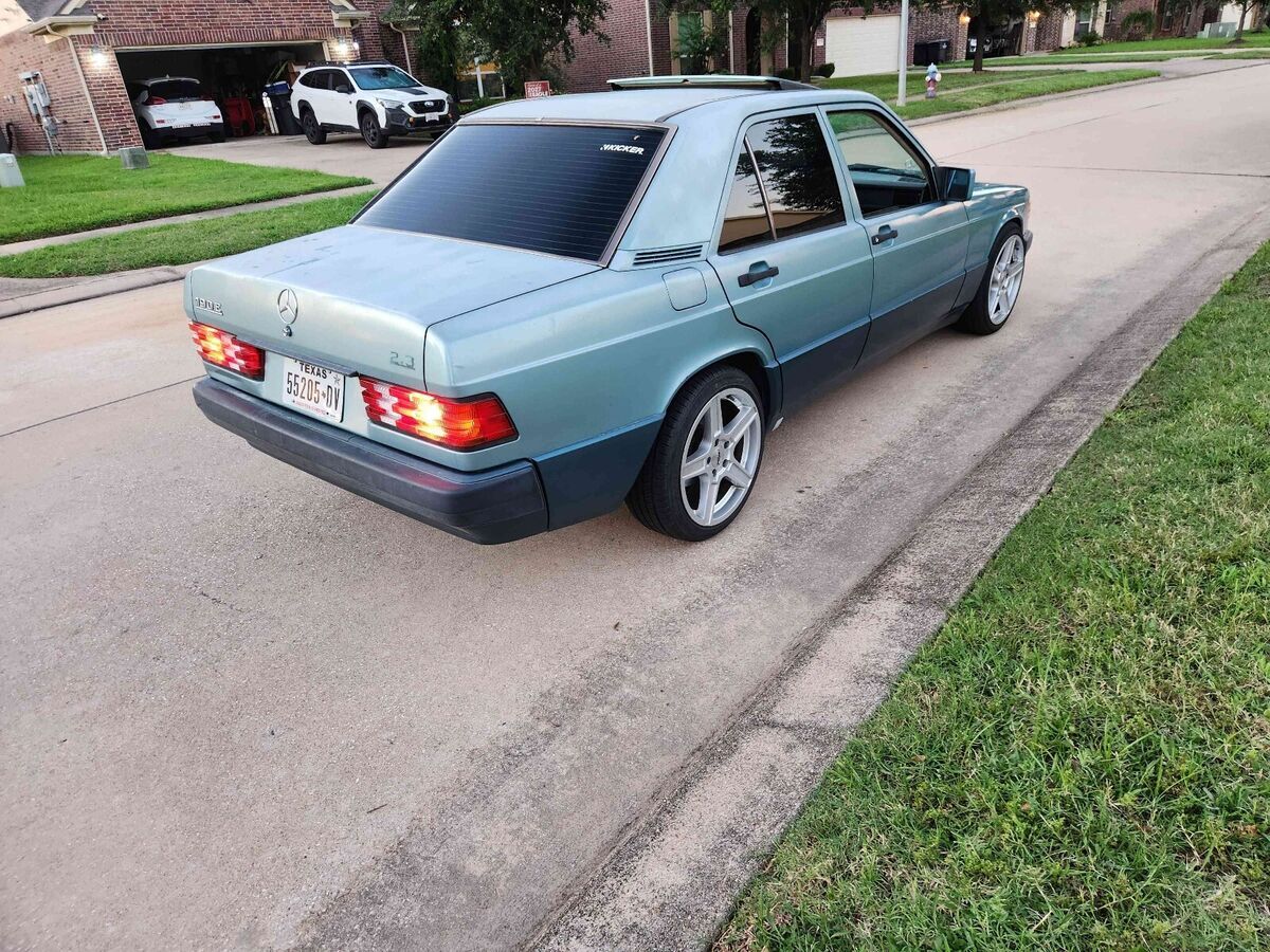 1993 Mercedes-Benz 190-Series E 2.3 - photo 6