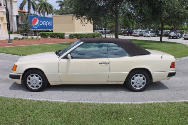 1993 Mercedes-Benz C-Class CE 2dr Convertible - photo 7