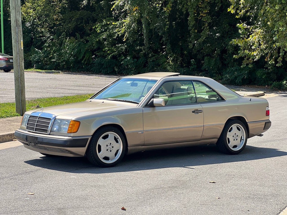 1993 Mercedes-Benz 300-Series 300 CE 2dr Coupe - photo 3
