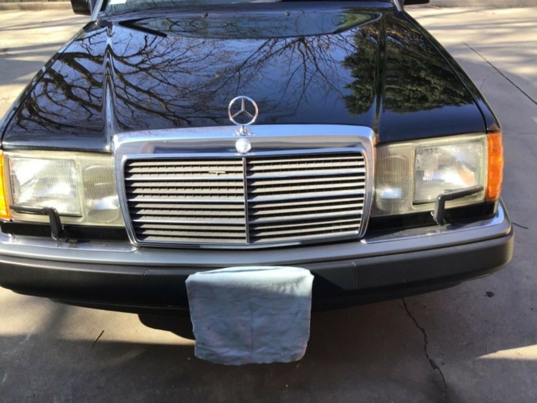 1993 Mercedes-Benz 300-Series E - photo 2