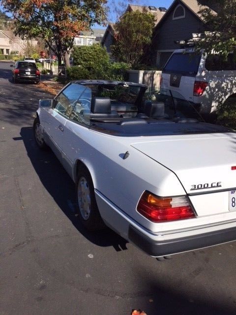 1993 Mercedes-Benz 300-Series 300CE Cabriolet - photo 11