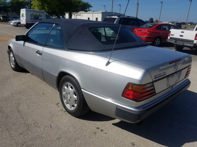 1993 Mercedes-Benz 300-Series 1993 Mercedes-Benz 300-Series 300 Series 2dr Conve - photo 5