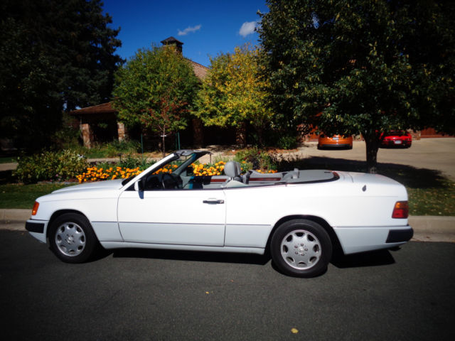 1993 Mercedes-Benz 300-Series 300CE Cabriolet
