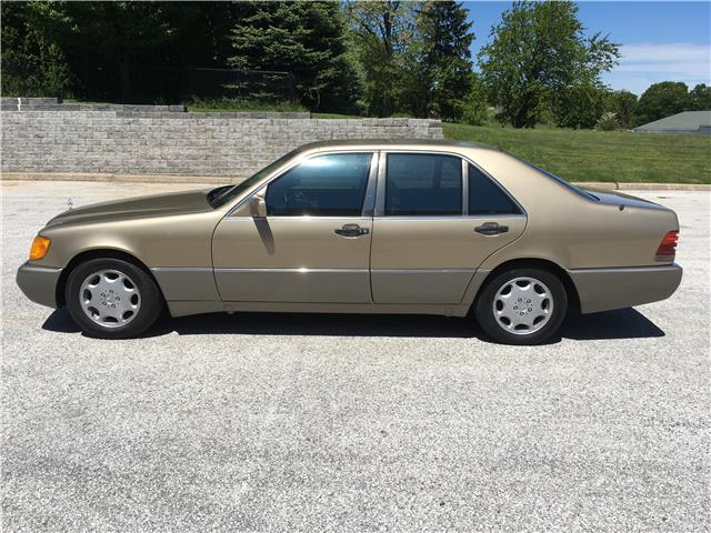 1993 Mercedes-Benz 300 Series 300SD - photo 2