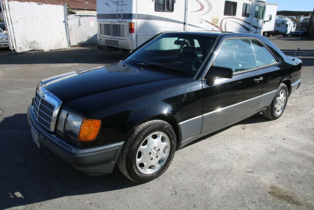 1993 Mercedes-Benz 300-Series 300CE 3.2 - photo 2