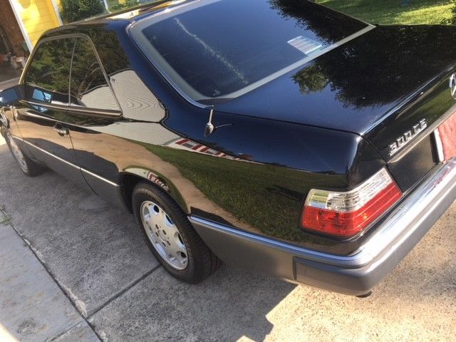 1993 Mercedes-Benz 300-Series 300 CE Coupe - photo 3