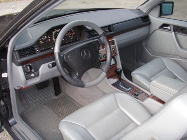 1993 Mercedes-Benz 300-Series Open checkbook Maintenance - photo 10