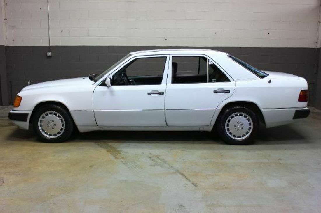 1993 Mercedes-Benz 300-Series - photo 2
